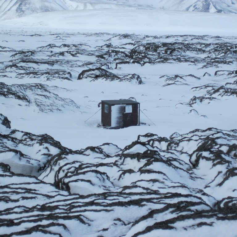 Gammall skúr vatnamælingamanna