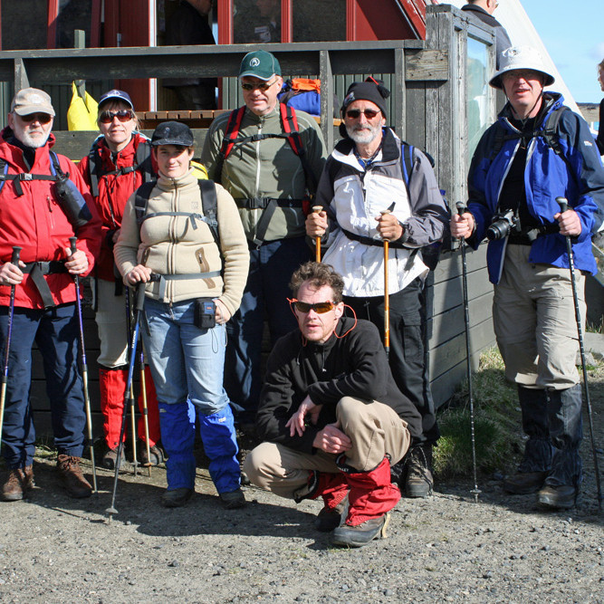 Gönguhópur FFA að fara frá Dreka vestur yfir Dyngjufjöll í Öskju.