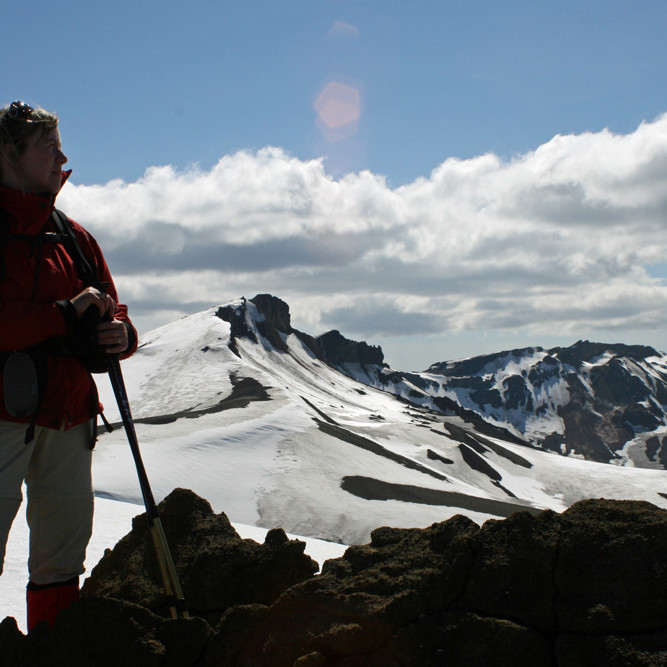 Horft suður með austurbarmi Öskju. Pálsfjall fyrir miðju.