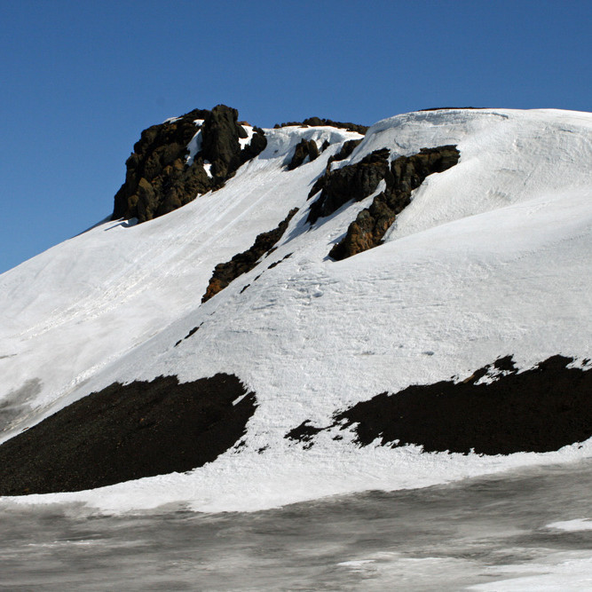 Hnúkur norðan við Jónsskarð á Dyngjufjöllum.