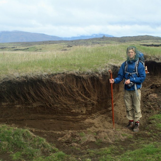 Skammt sunnan Svartárkots er töluverður uppblástur í gangi