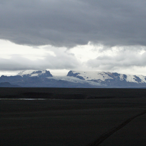 Kverkfjöll, horft frá Svartá við Vaðöldu.