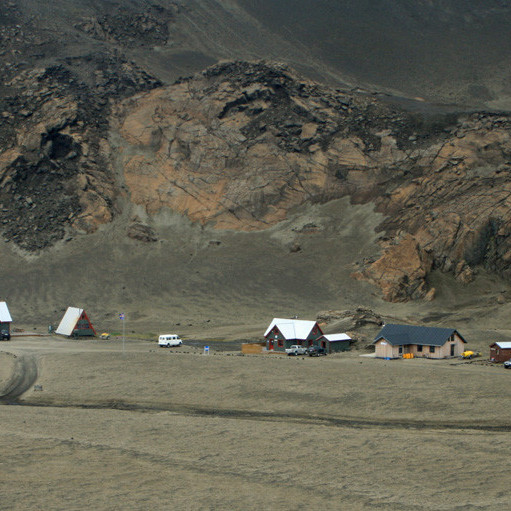 Skálasvæðið við Drekagil, séð ofan af Föðurnum.