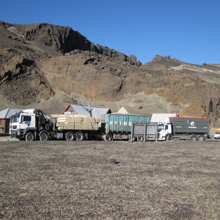 Farmurinn er eitt stykki hús