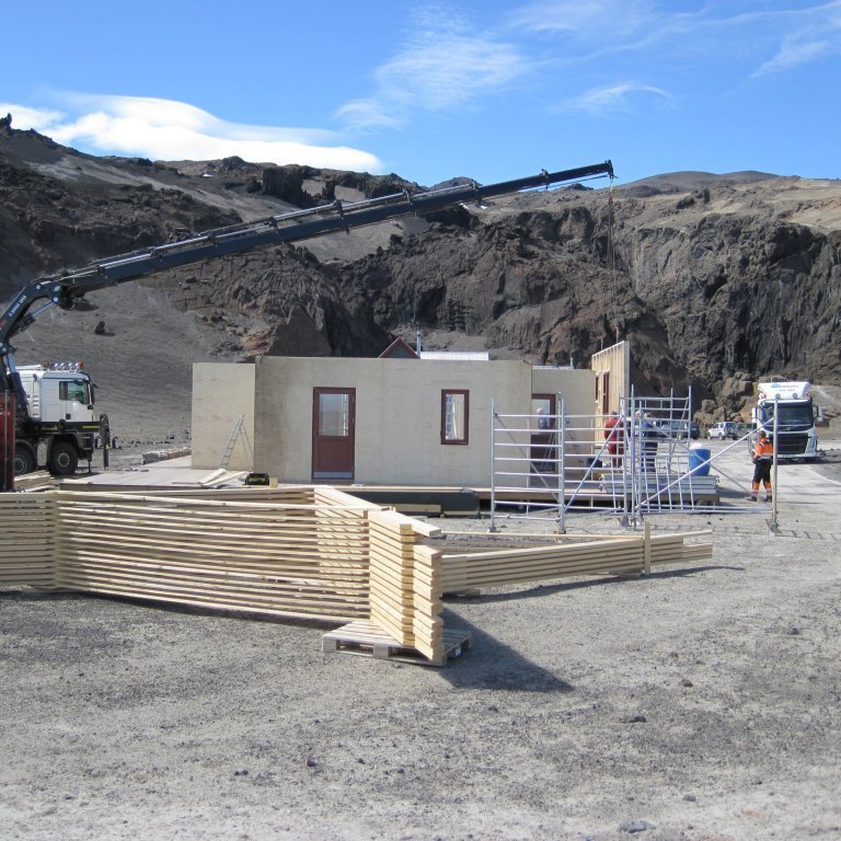 Kraninn náði út um víðan völl