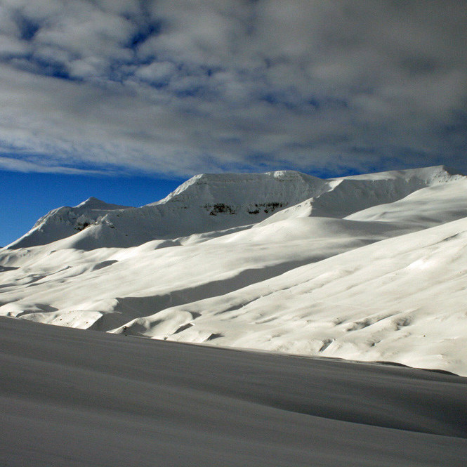 Vetrarfegurð á Glerárdal: Tröllafjall fyrir miðju.