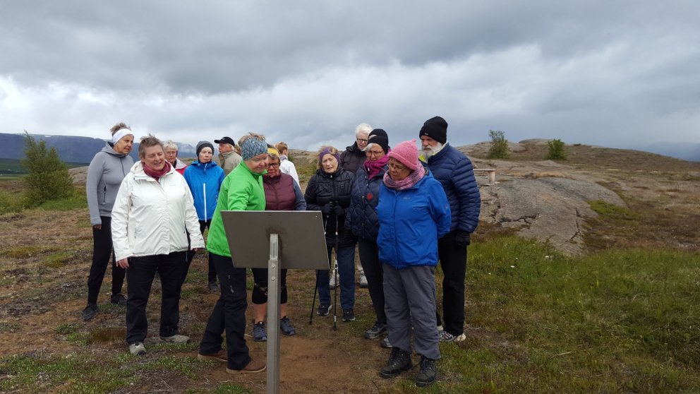 Tíunda sunnudagsgangan