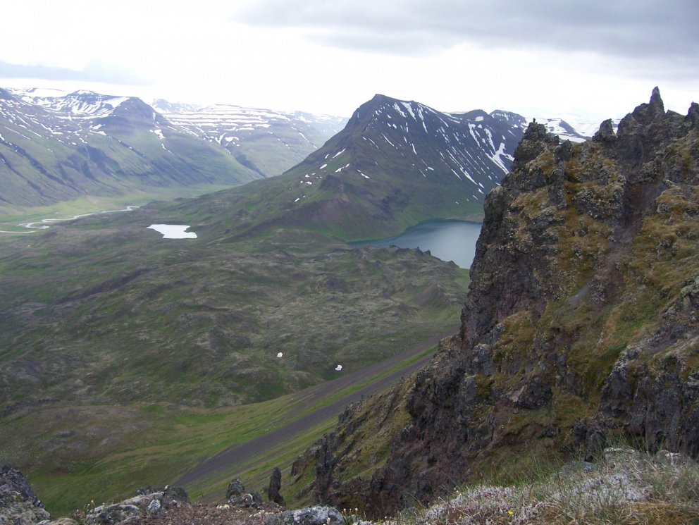 Næsta barna- og fjölskylduferð 8. ágúst: Hraunsvatn -ganga og veiði