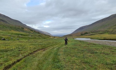Rafhjólaferð 9. júlí: Timburvalladalur-Hjaltadalur