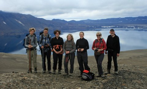 Gönguhópur FFA á austurbarmi Öskju þ. 21.07.2018